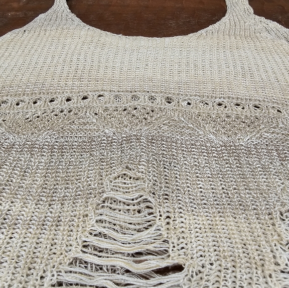 Distressed Crochet Ombre Tank - Picture 4 of 8